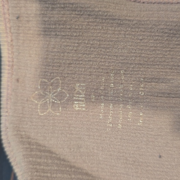 Women's AURA Ribbed Top - Picture 2 of 3